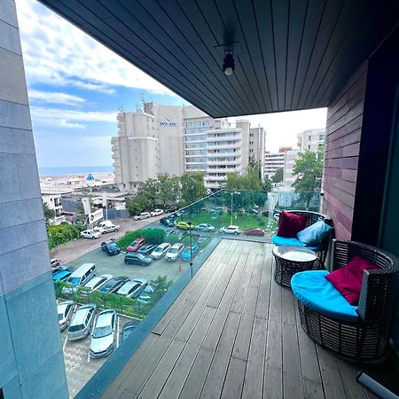 Blue Bike Seaview Apartment Mamaia Bagian luar foto