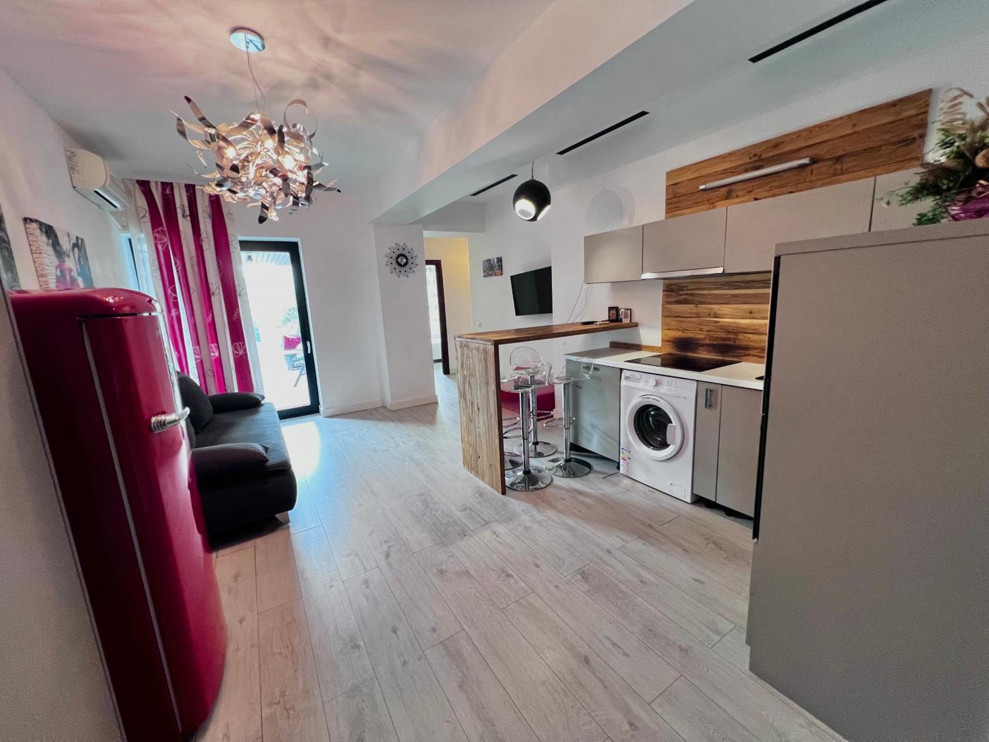 Blue Bike Seaview Apartment Mamaia Bagian luar foto